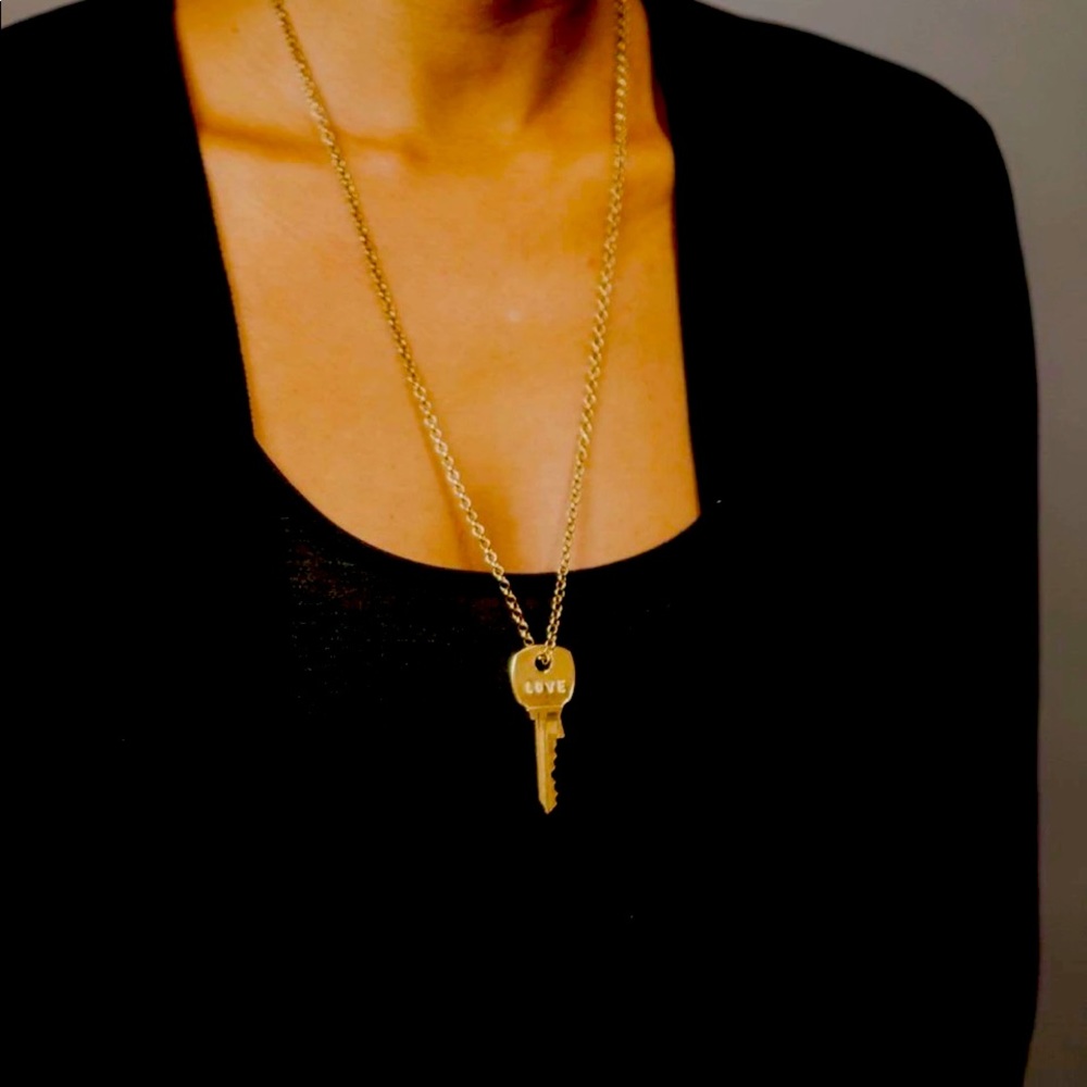 Nwot! Multi-Functional Key Keepsake! - image 1